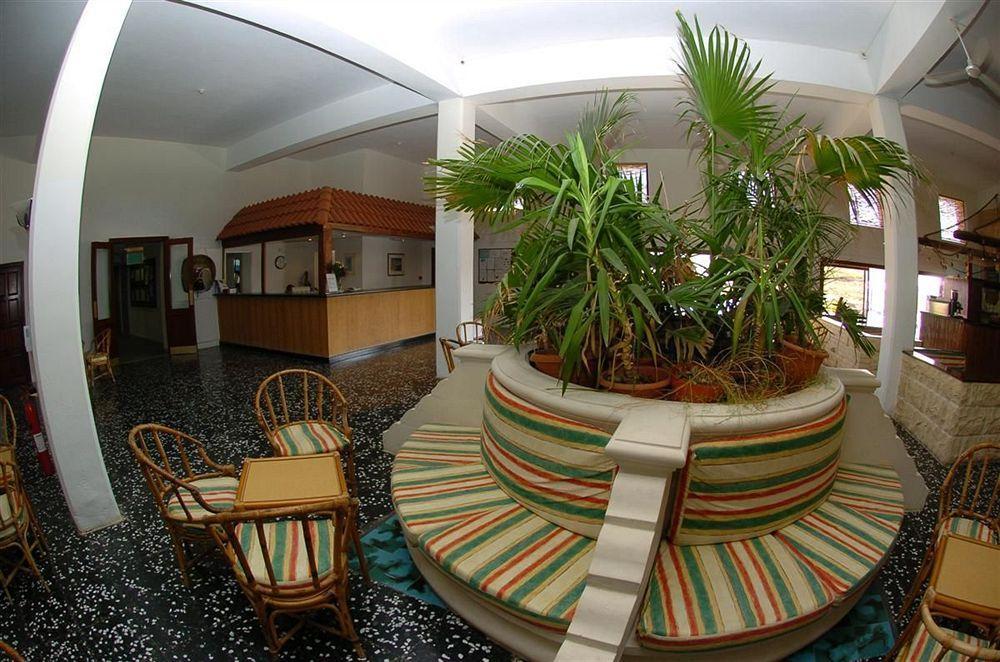 Comino Hotel Экстерьер фото